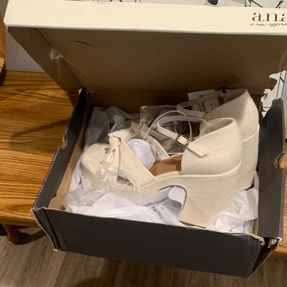 a.n.a Holland Natural Platform Sandals